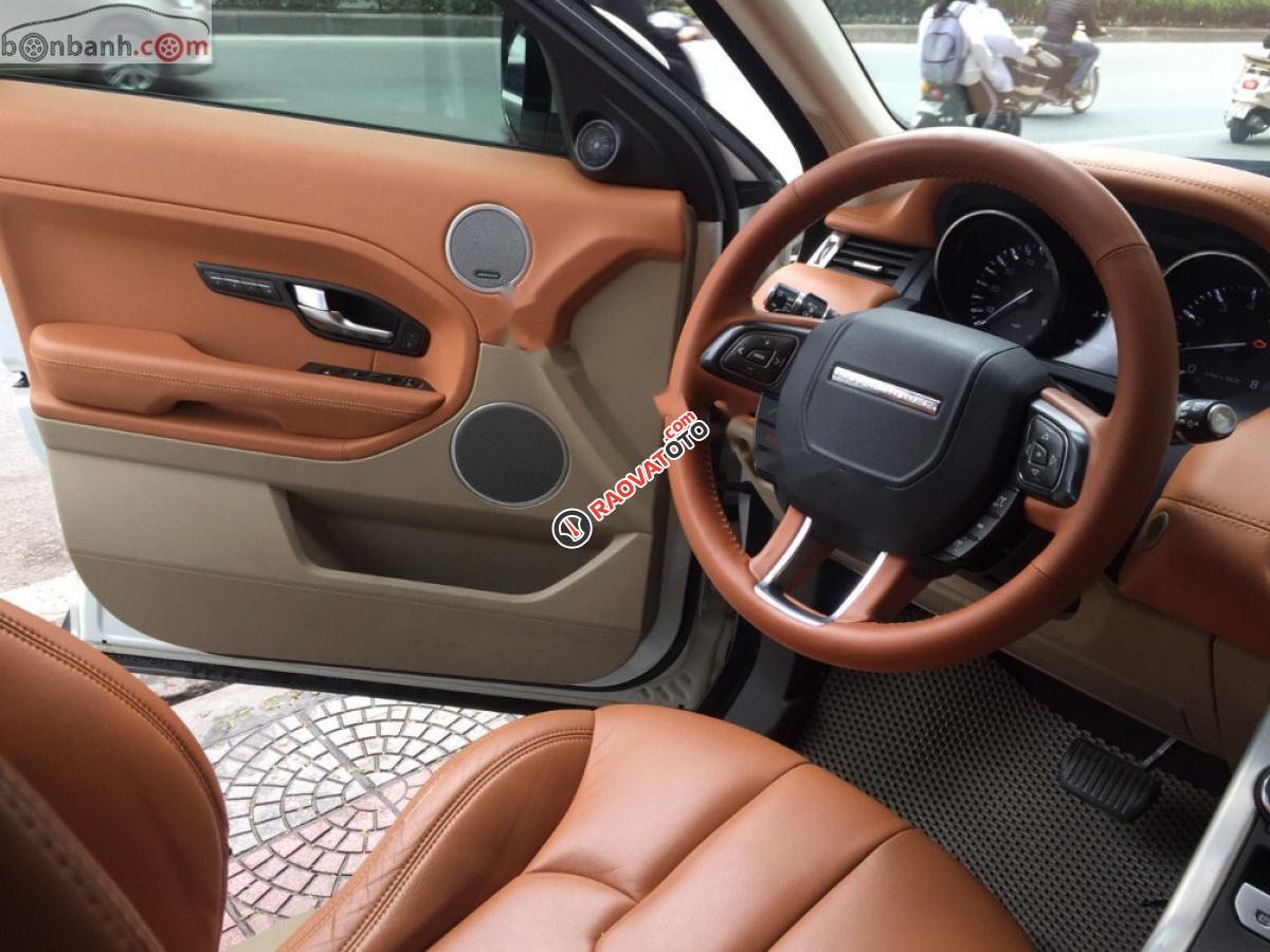Bán xe LandRover Range Rover Evoque Pure Premium năm 2013, màu trắng, nhập khẩu-6