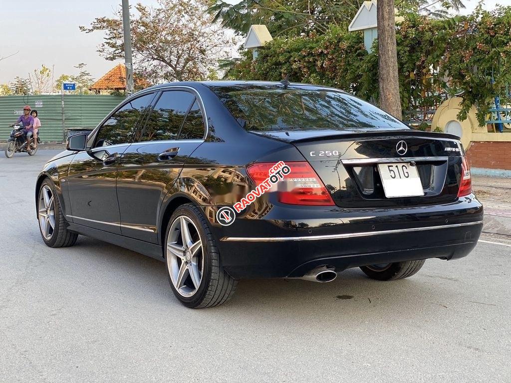 Bán Mercedes C250 năm 2013, màu đen, nhập khẩu-4