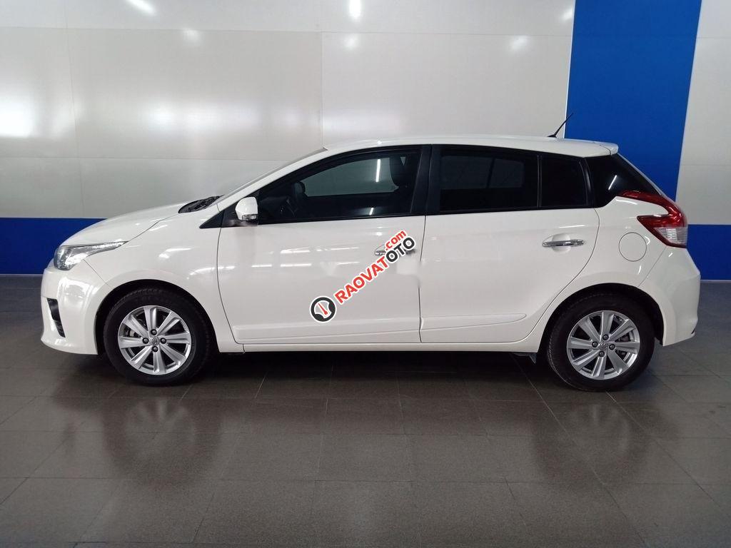 Bán Toyota Yaris GAT đời 2016, màu trắng, xe nhập số tự động giá cạnh tranh-4