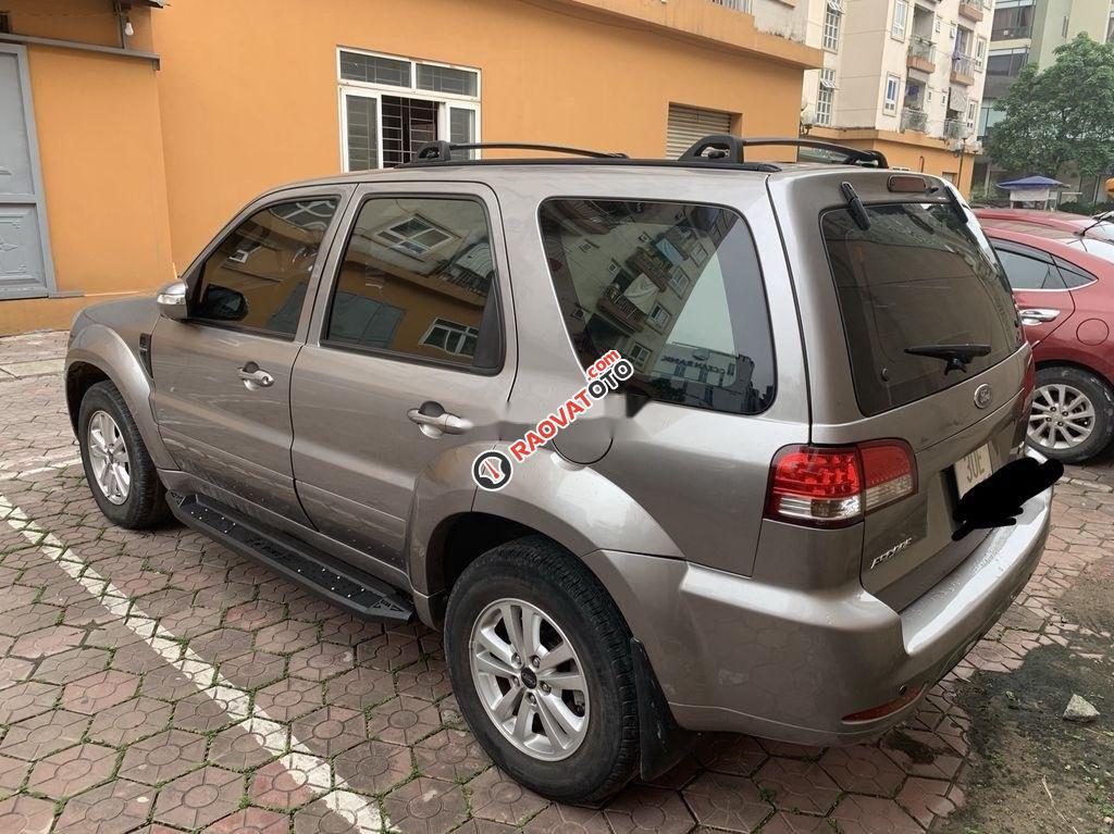 Bán xe Ford Escape đời 2014, màu xám, chính chủ  -4