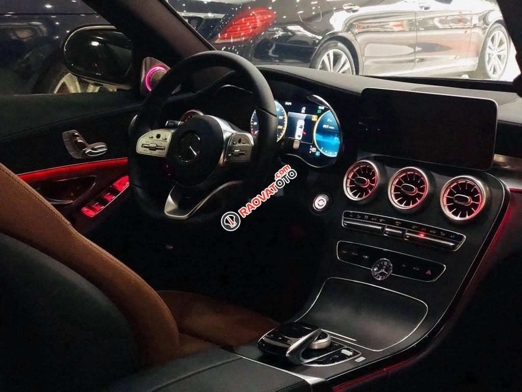 Cần bán Mercedes C300AMG sản xuất 2019-2