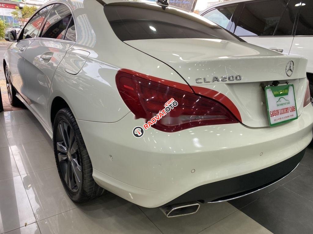 Cần bán lại xe Mercedes CLA đời 2015, màu trắng, nhập khẩu nguyên chiếc-10