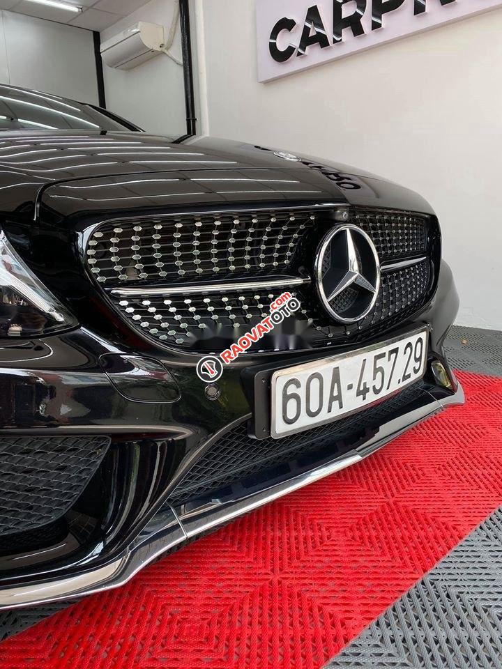 Cần bán gấp Mercedes đời 2018, màu xám-2