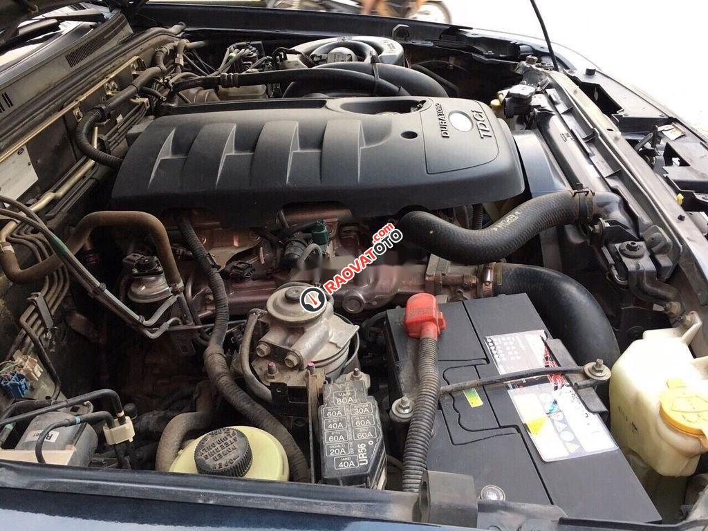 Cần bán lại xe Ford Everest MT năm 2014, màu đen chính chủ-8