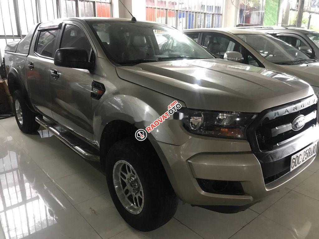 Cần bán xe Ford Ranger XLT năm 2015 số sàn -5