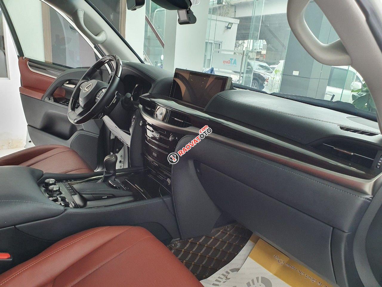 Cần bán Lexus LX 570 sản xuất 2018, màu trắng, xe nhập-6