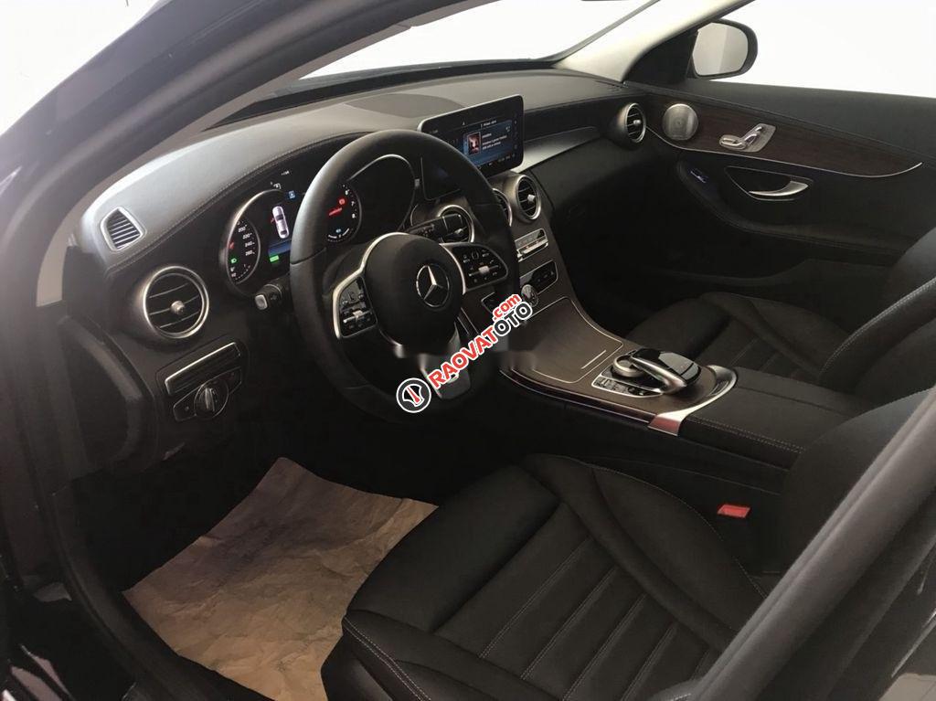 Cần bán gấp Mercedes C200 Exclusive sản xuất 2018 giá tốt-7