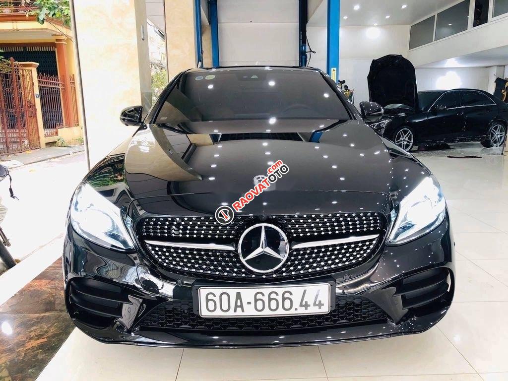 Cần bán Mercedes C300AMG sản xuất 2019-11