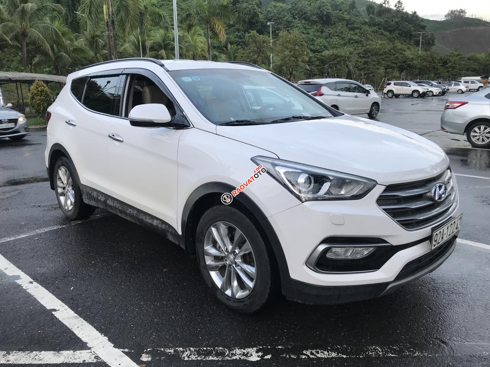 Bán Hyundai Santa Fe đời 2018, màu trắng, chính chủ-2