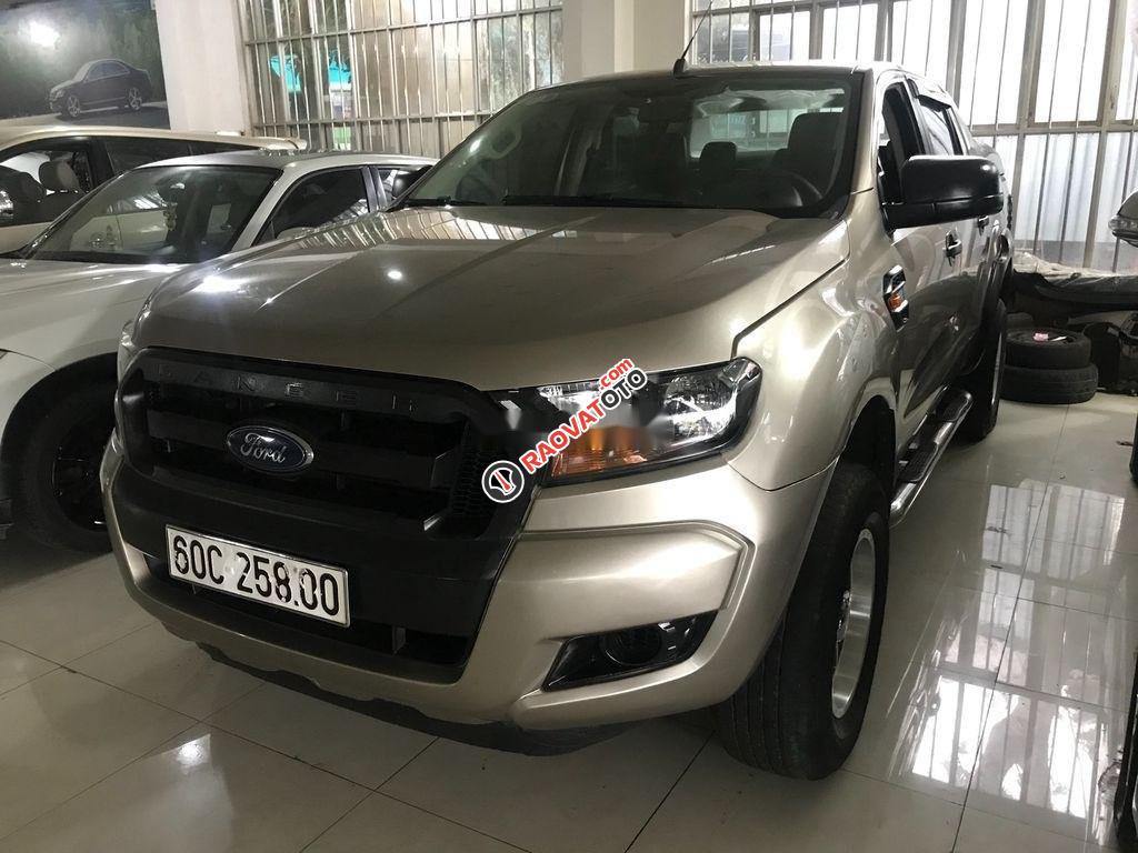 Cần bán xe Ford Ranger XLT năm 2015 số sàn -6