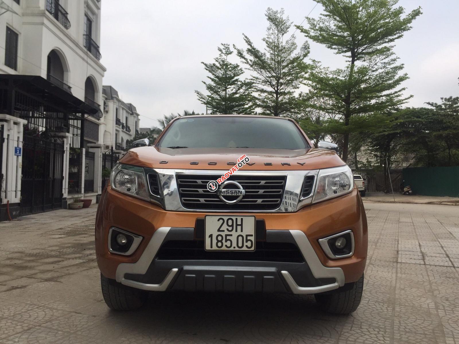 Bán Nissan Navara sản xuất 2017, màu cam, nhập khẩu giá cạnh tranh-0
