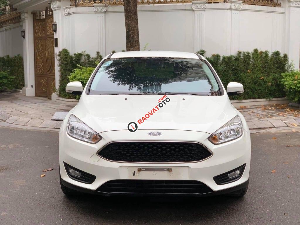 Bán xe Ford Focus đời 2018, màu trắng, giá 580tr-11