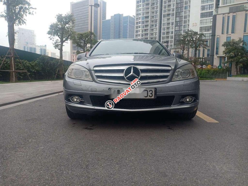 Cần bán lại xe Mercedes C class sản xuất 2010-0