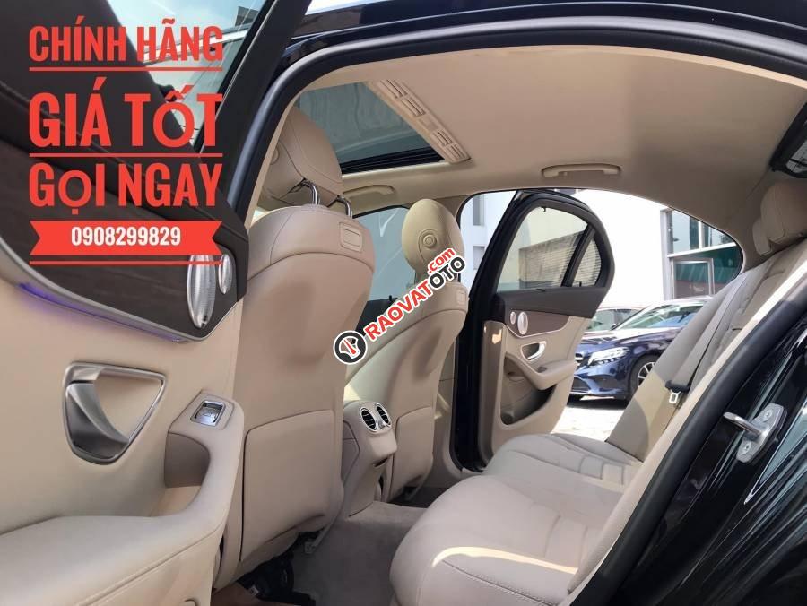 Bán Mercedes C200 Exclusive đời 2019, màu đen, xe mới 100%-0