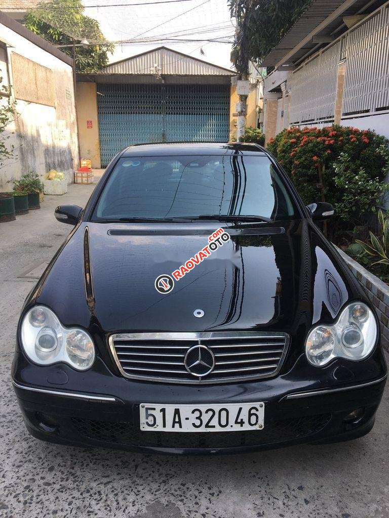 Bán ô tô Mercedes C240 2004, màu đen, giá chỉ 200 triệu-0