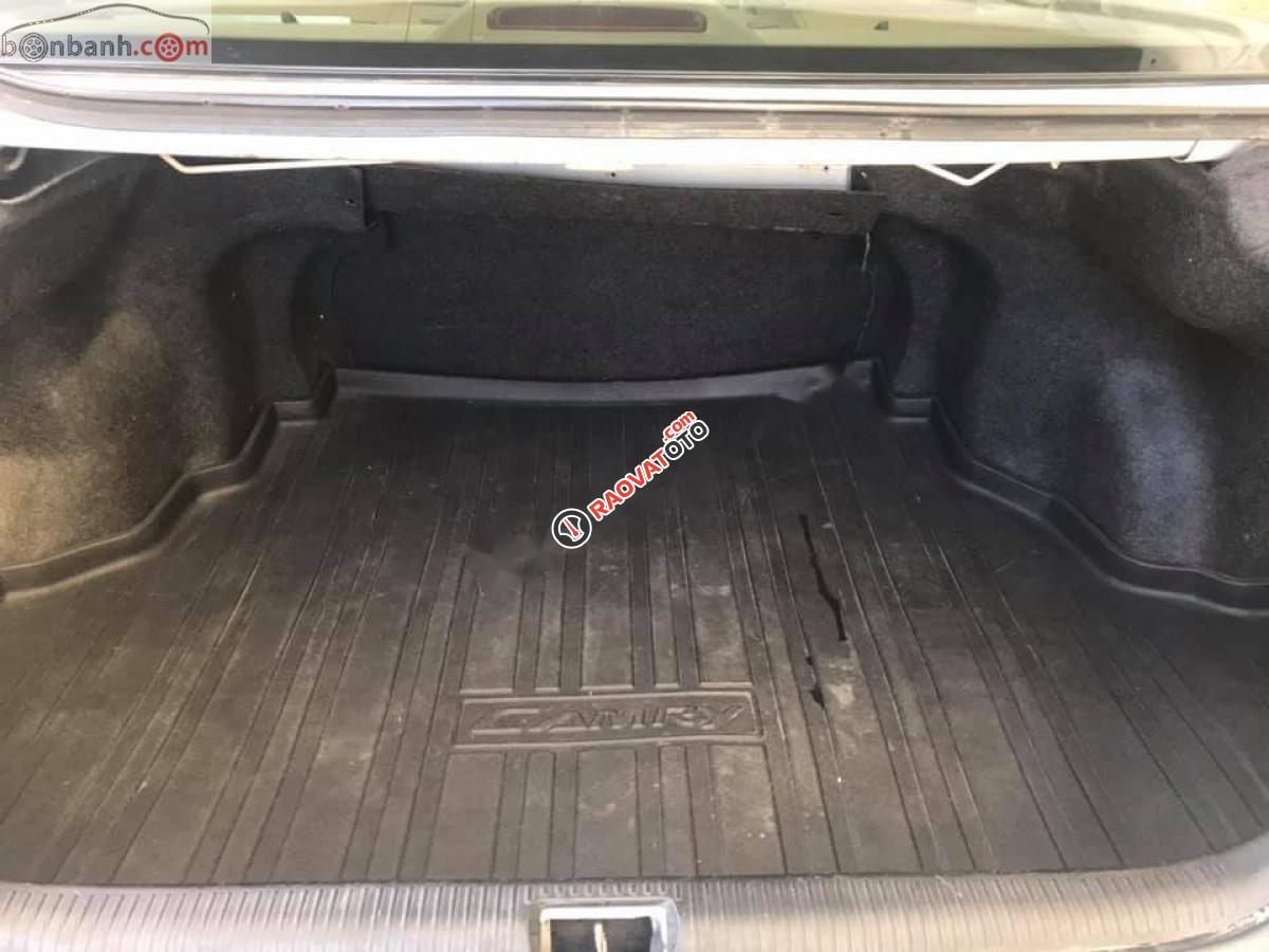 Cần bán gấp Toyota Camry 2.4 2003, màu trắng, giá tốt-6