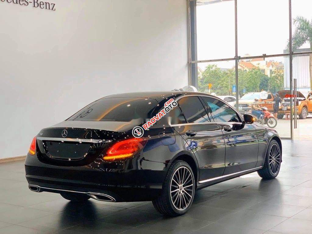 Cần bán lại xe Mercedes C200 Exclisive năm 2019-8