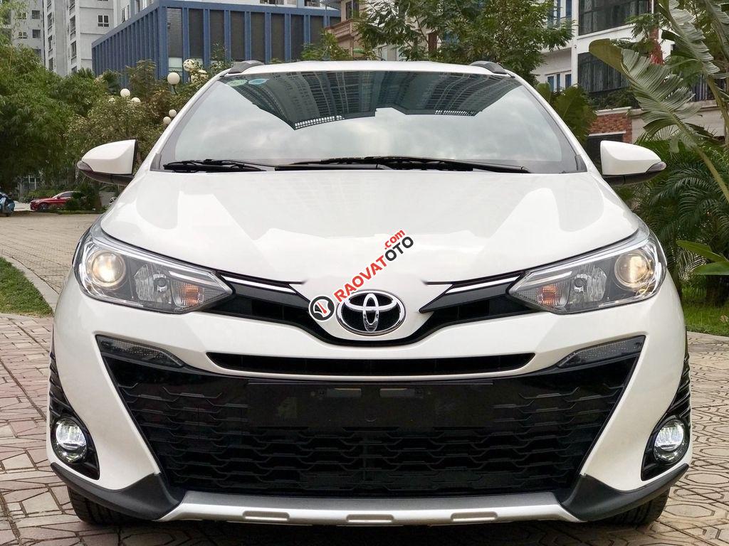Cần bán Toyota Yaris sản xuất năm 2018, màu trắng-10