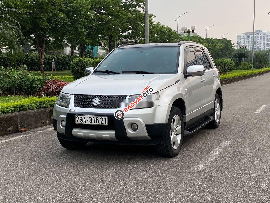 Cần bán Suzuki Vitara 2011, màu bạc, xe nhập-0