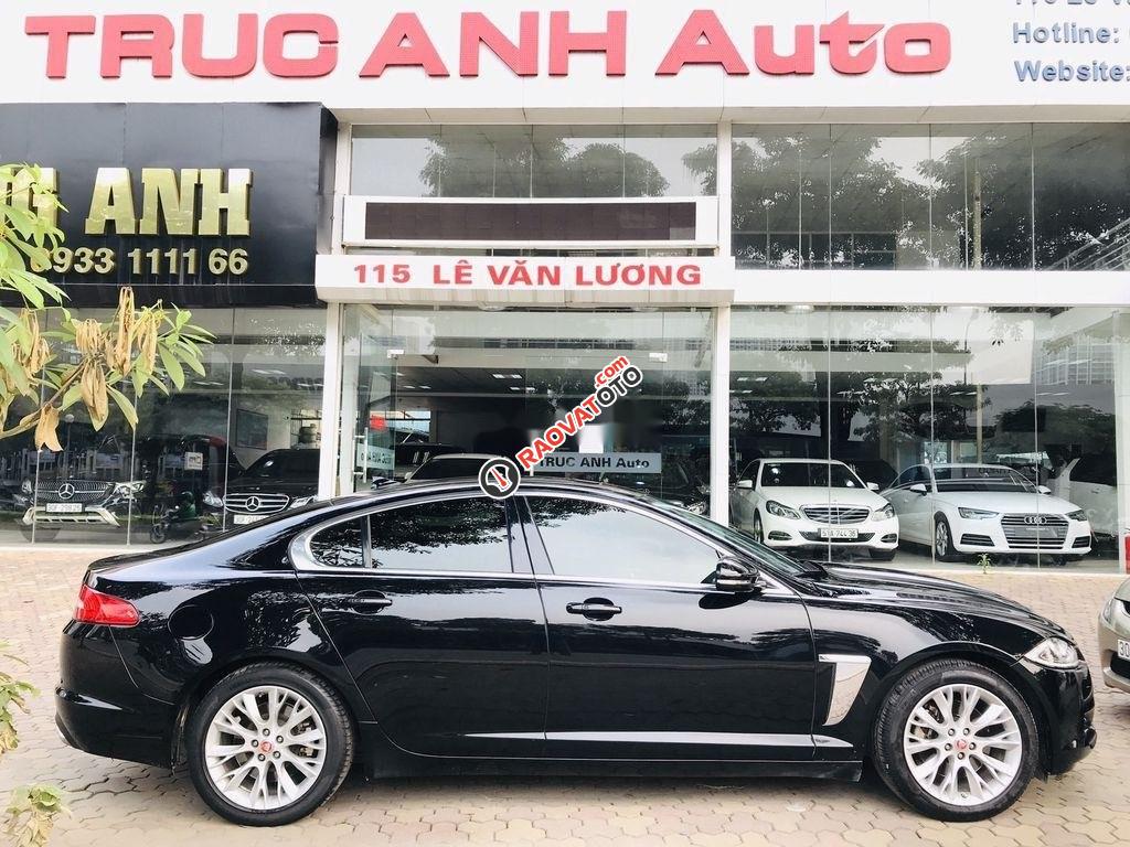 Bán Jaguar XF năm sản xuất 2015, màu đen, xe nhập số tự động-1