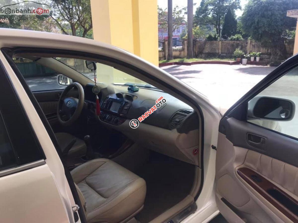 Cần bán gấp Toyota Camry 2.4 2003, màu trắng, giá tốt-5