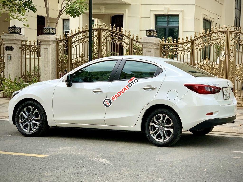 Bán xe Mazda 2 năm sản xuất 2019, màu trắng, xe nhập, giá 529tr-4