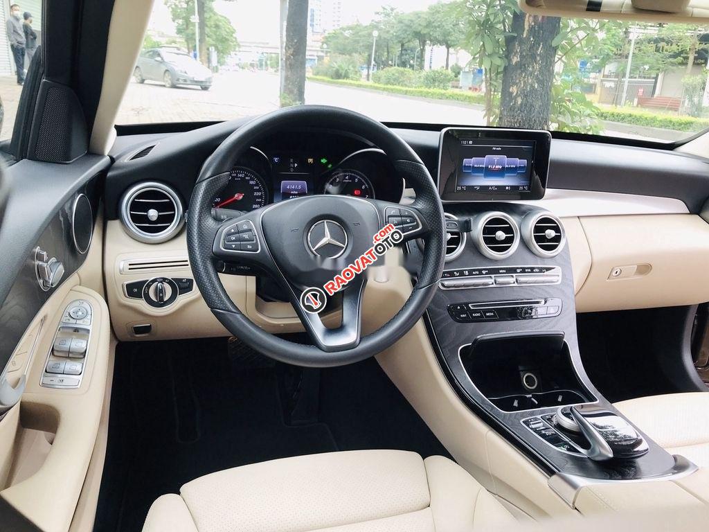 Bán Mercedes C200 2018, màu nâu, số tự động-4
