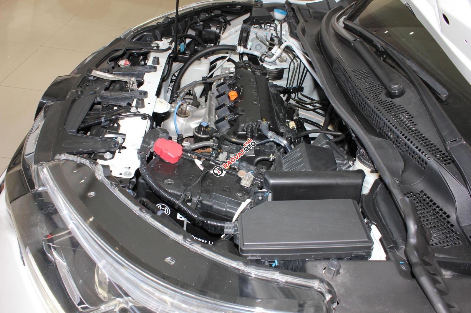Cần bán gấp Honda CR V năm sản xuất 2016, màu trắng-11