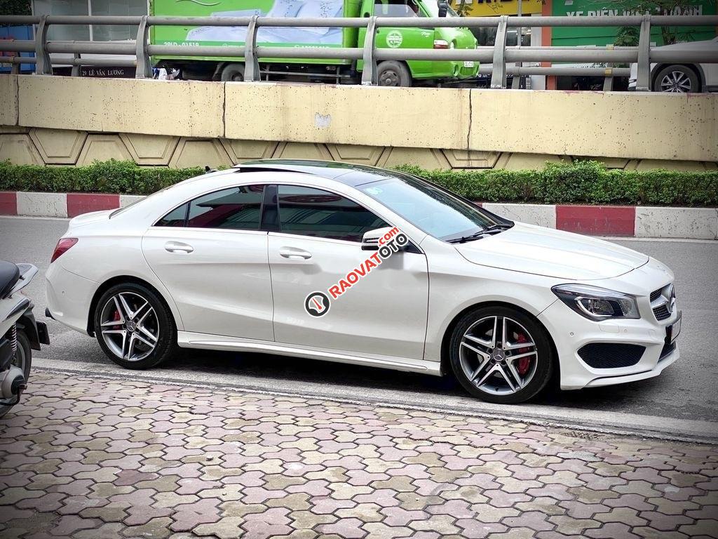 Bán Mercedes CLA250 AMG đời 2016, màu trắng, nhập khẩu nguyên chiếc, giá 985tr-7