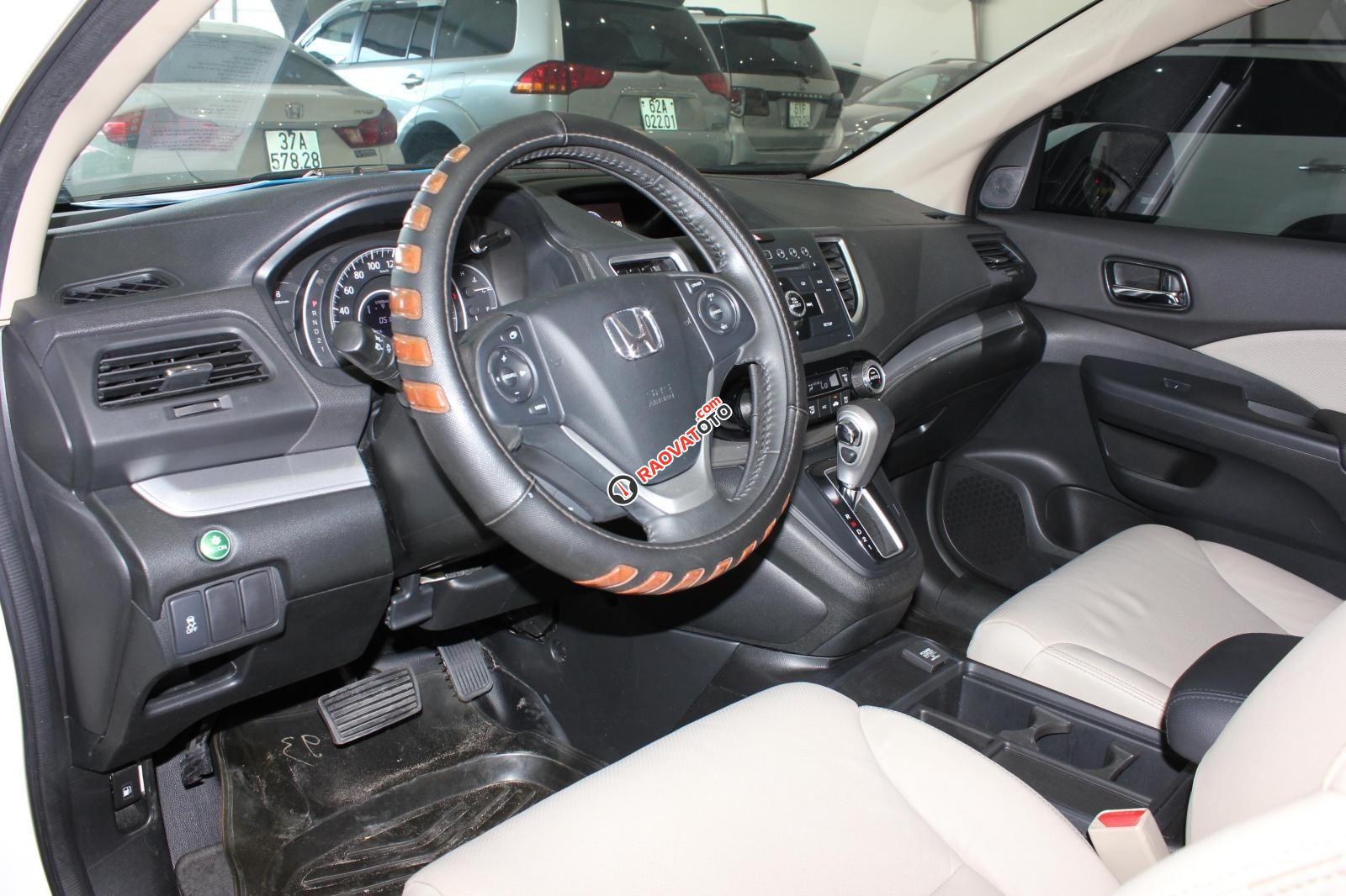 Cần bán gấp Honda CR V năm sản xuất 2016, màu trắng-9