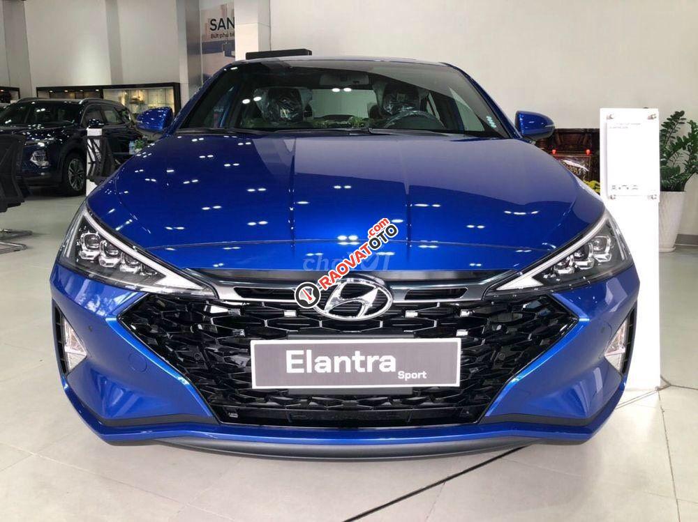 Hyundai Elantra 1.6 Turbo năm 2019, màu xanh, 719 triệu-3
