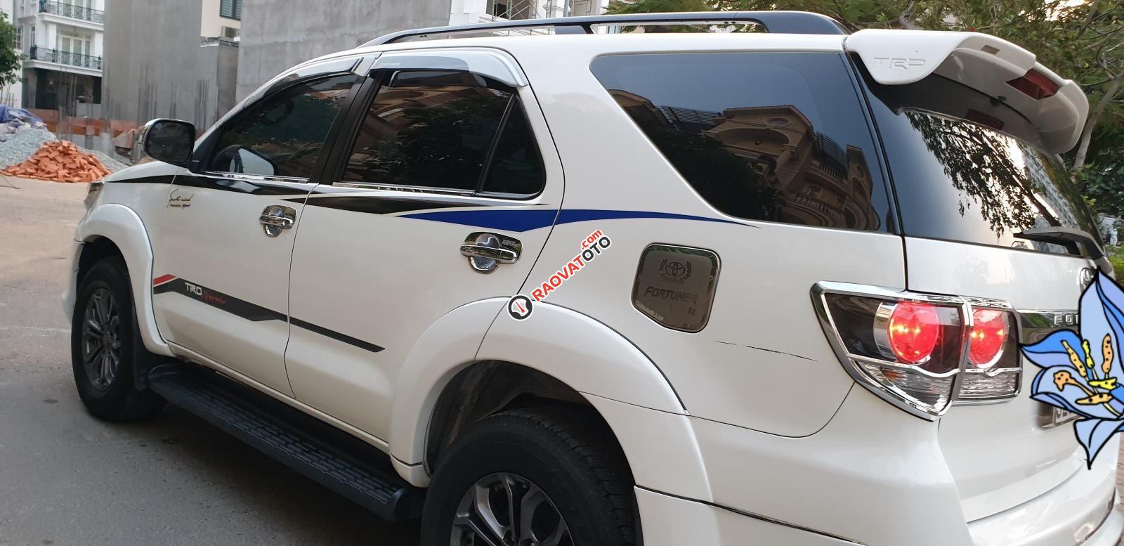 Bán xe Toyota Fortuner Sportivo 2016, màu bạc, nhập khẩu, giá chỉ 739 triệu-4