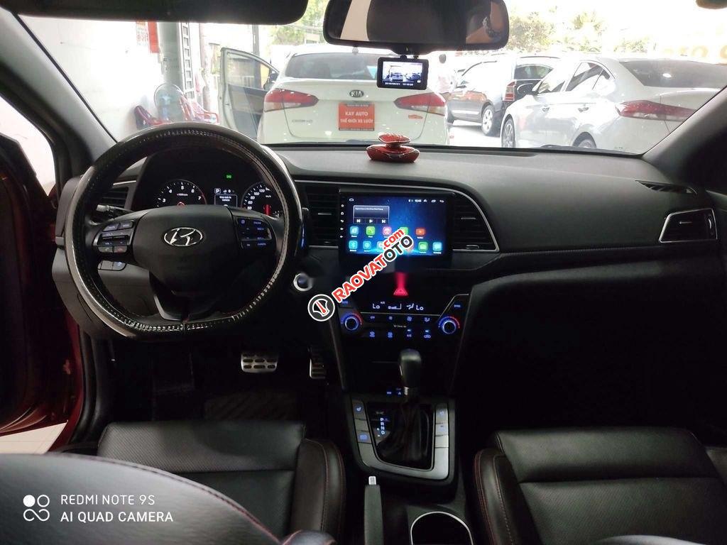 Xe Hyundai Elantra 1.6 Sport đời 2018, màu đỏ số tự động-10