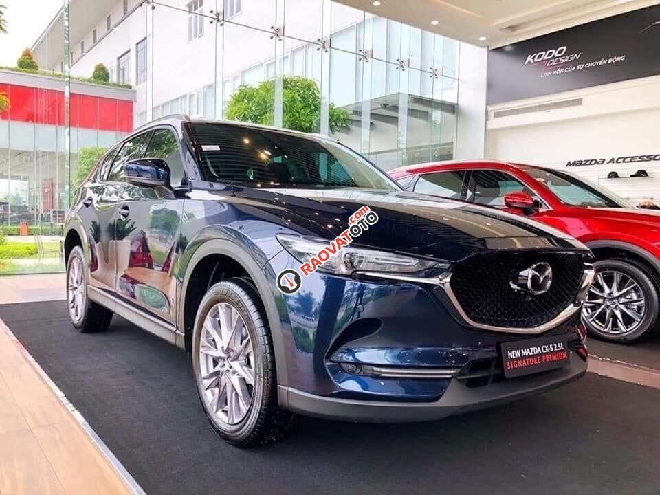 Mazda Long Biên bán xe Mazda CX 5 2.0 Premium sản xuất 2020, màu xanh lam-5