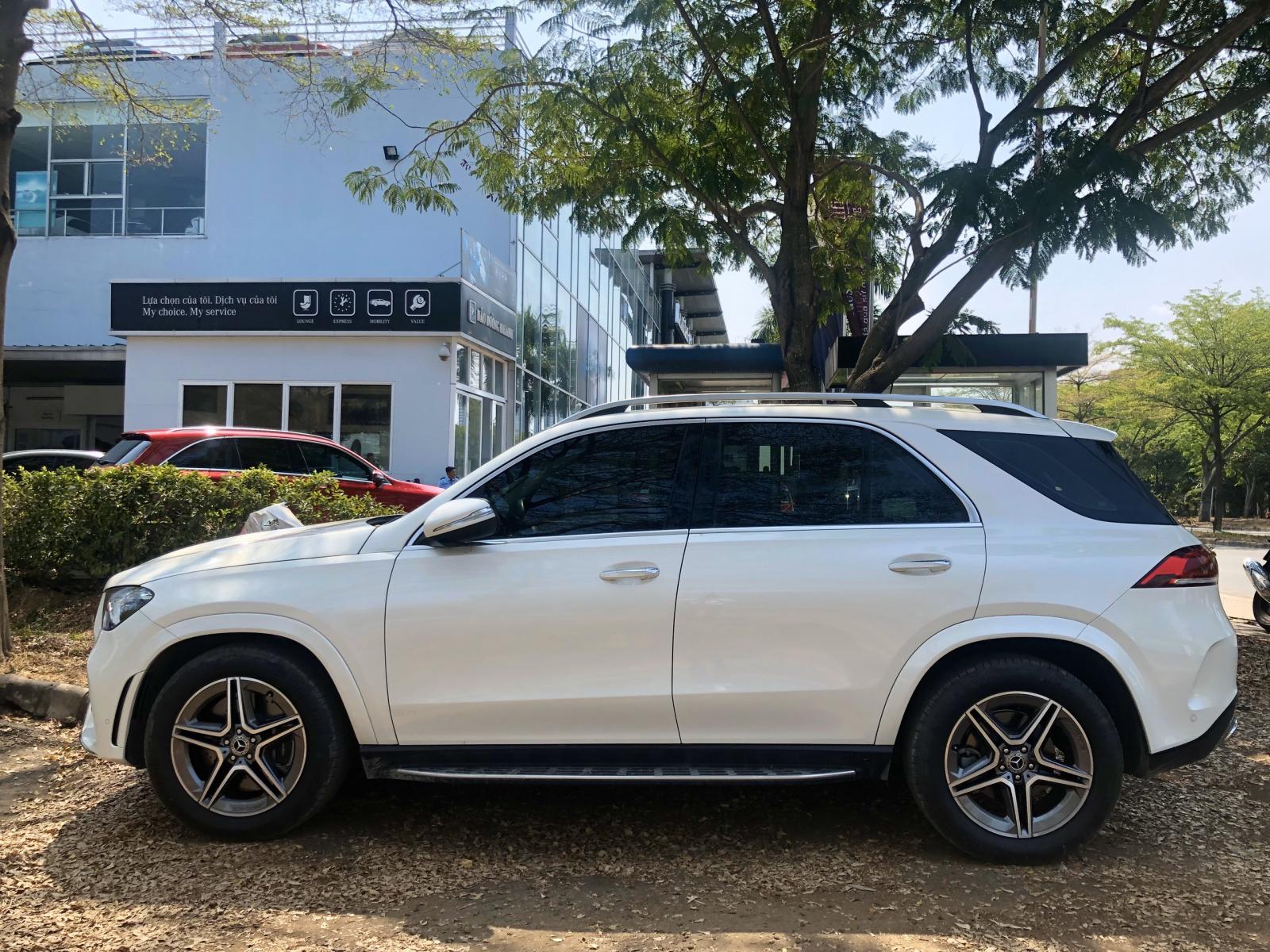 Mercedes Phú Mỹ Hưng cần bán GLE450 4matic 2019, mới 99% - Tiết kiệm nửa tỷ-2
