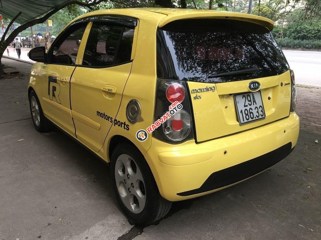 Cần bán xe Kia Morning SLX sản xuất năm 2011, màu vàng, xe nhập như mới giá cạnh tranh-2