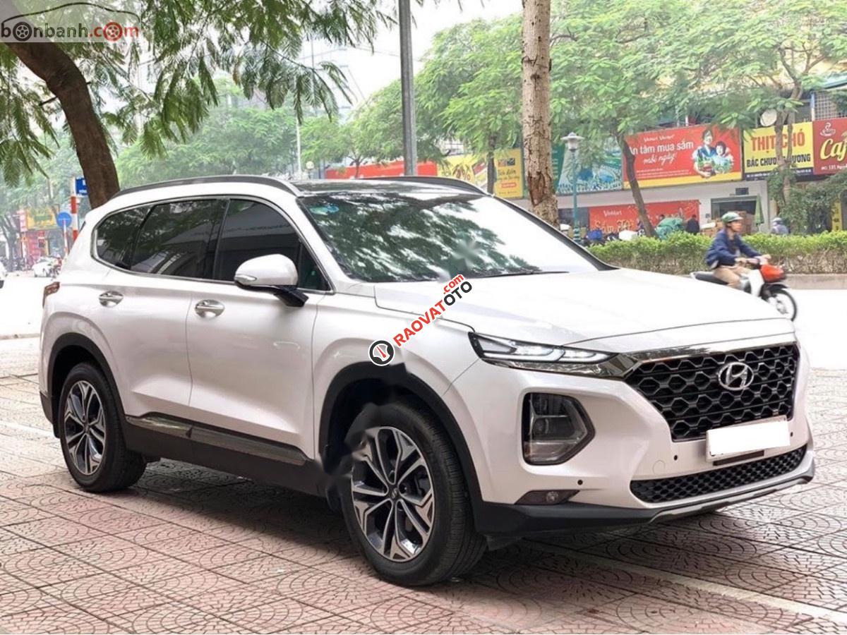 Cần bán xe Hyundai Santa Fe 2.4 Premium 2019, màu trắng như mới-0