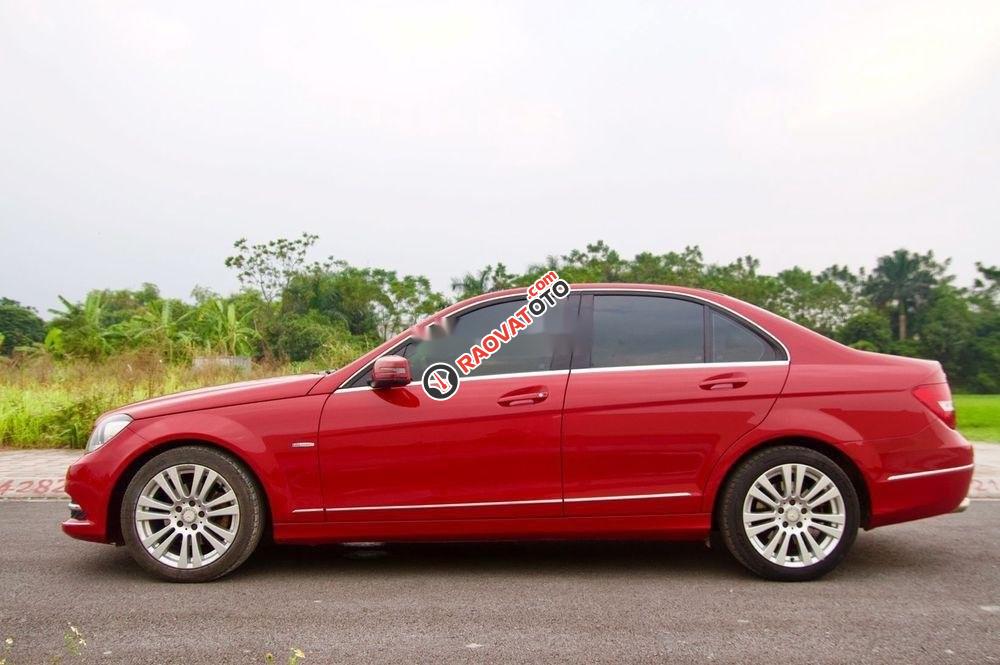 Cần bán gấp Mercedes C class năm sản xuất 2011, nhập khẩu, giá chỉ 590 triệu-9