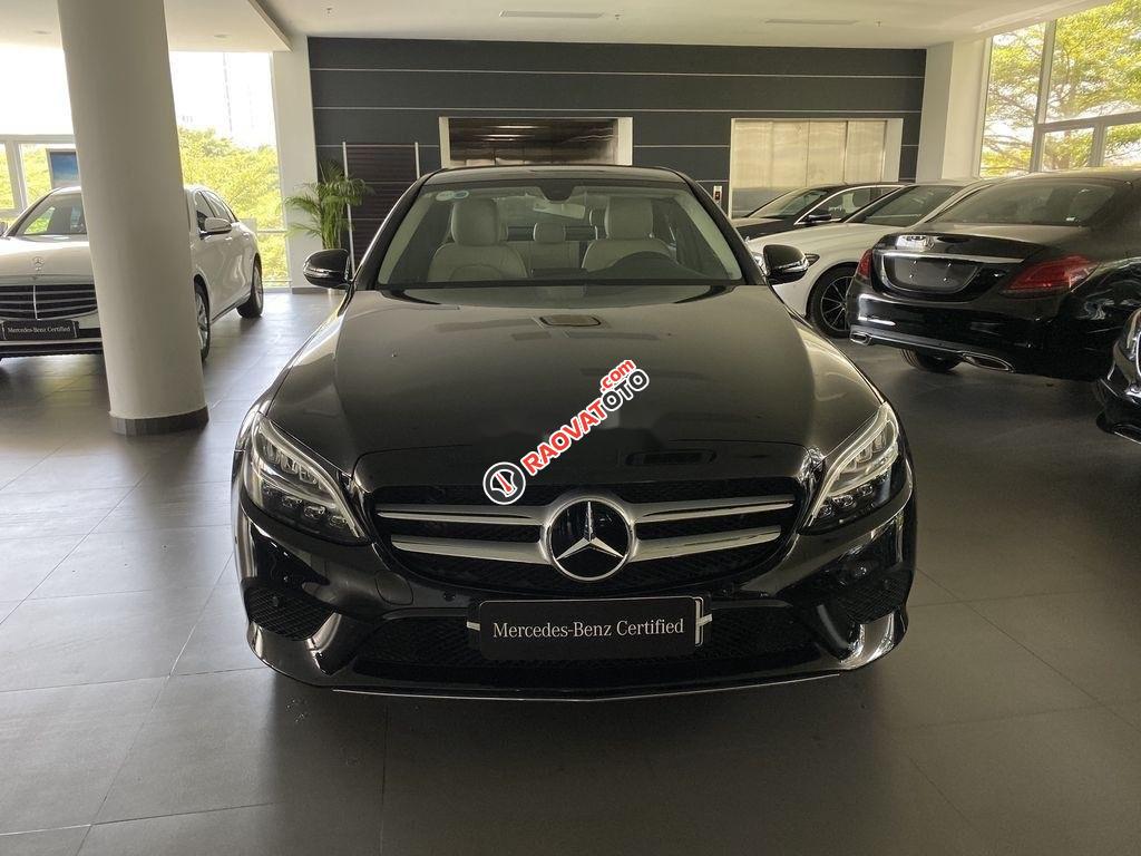 Bán Mercedes C200 2019, xe đã ra biển số nhưng chưa từng lăn bánh-7