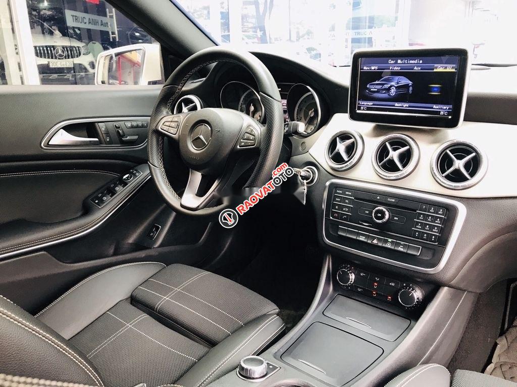 Xe Mercedes CLA class năm sản xuất 2016, xe nhập-7