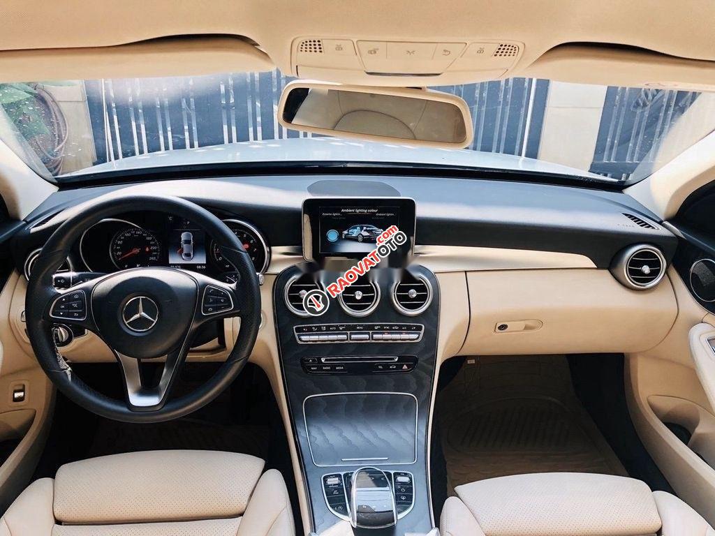 Cần bán xe Mercedes C class sản xuất 2018-1