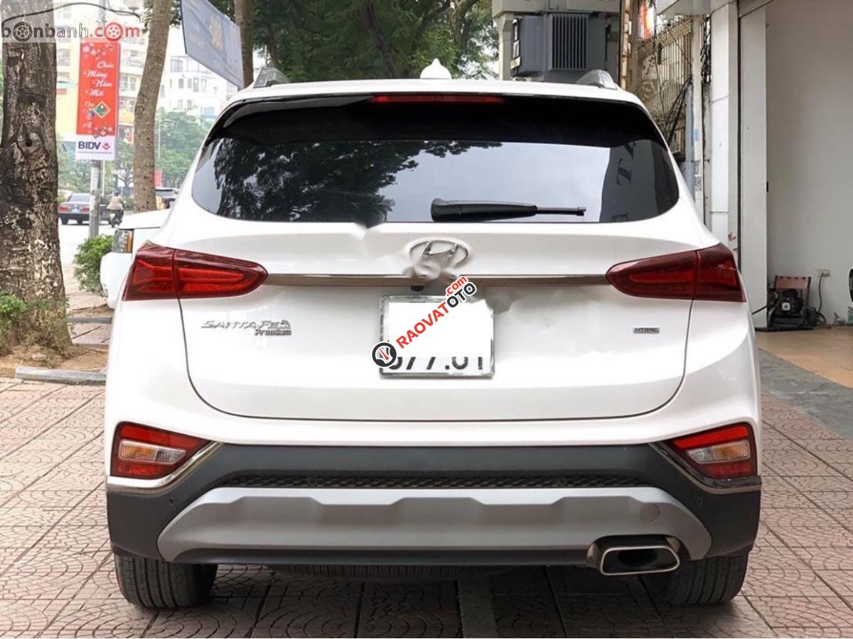 Cần bán xe Hyundai Santa Fe 2.4 Premium 2019, màu trắng như mới-3