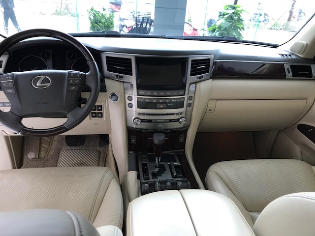Bán xe Lexus LX 570 sản xuất 2013 xuất Mỹ đăng ký cá nhân-7