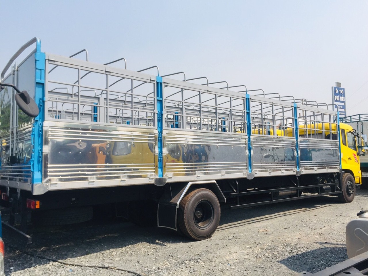 Cần bán xe tải 8 tấn - thùng 9m5 b180 2019, nhập khẩu nguyên chiếc, 250tr-1