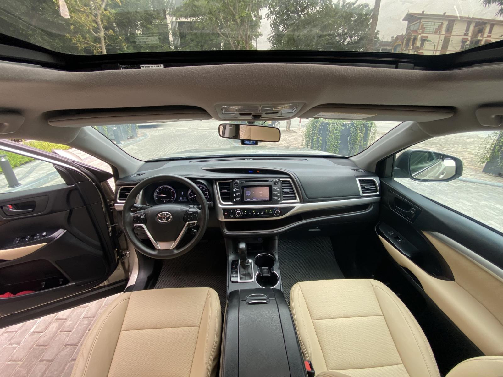 Cần bán gấp Toyota Highlander LE 2015, màu kem (be), nhập khẩu nguyên chiếc-7