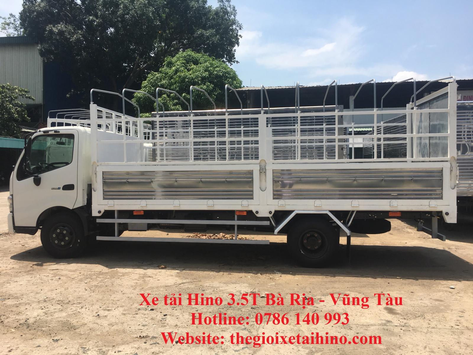 Xe tải Hino 3.5T thùng mui bạt 5m2, hỗ trợ vay 80%-2