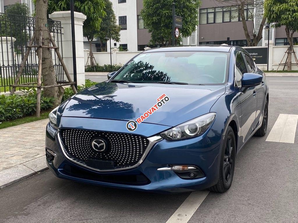 Cần bán gấp Mazda 3 đời 2017, màu xanh lam-0