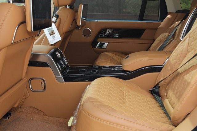 Bán xe LandRover Range Rover SV Autobiography 2021, màu trắng- da bò đỉnh cao thương gia-8