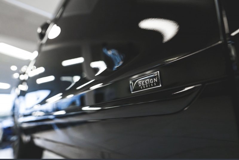 Bentley Bentayga 3.0 Hybrid 2021, màu đen sang trọng, đẳng cấp-14