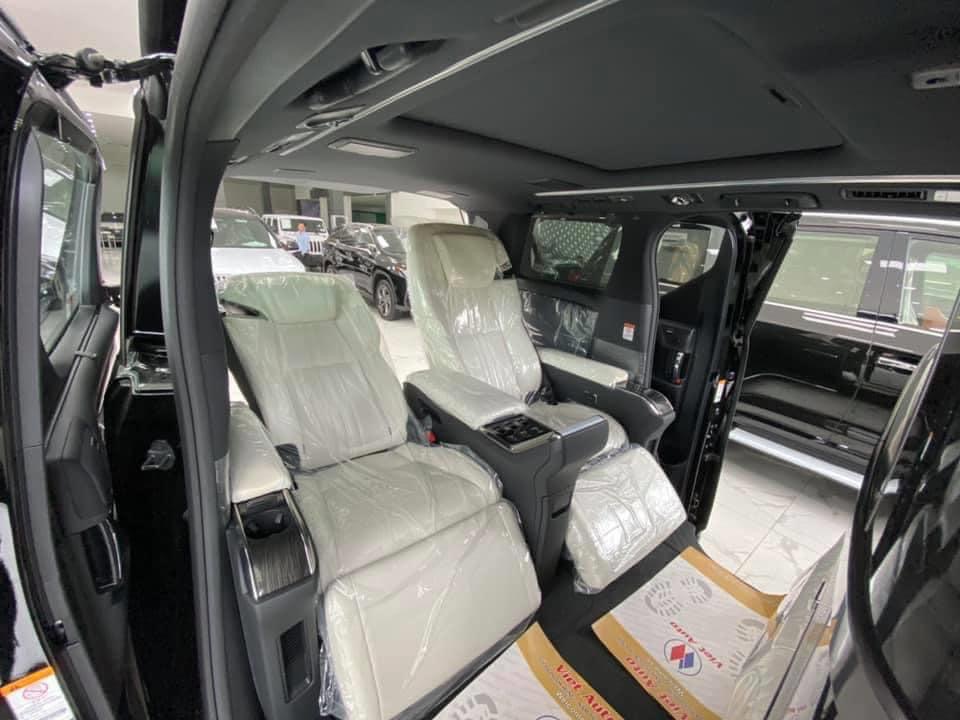 Bán Lexus LM300h Royal Lounge (Luxury), bản 4 ghế Vip thương gia-8